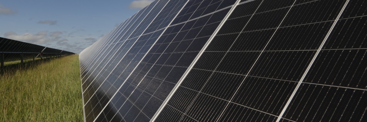  Imagen de referencia de paneles solares